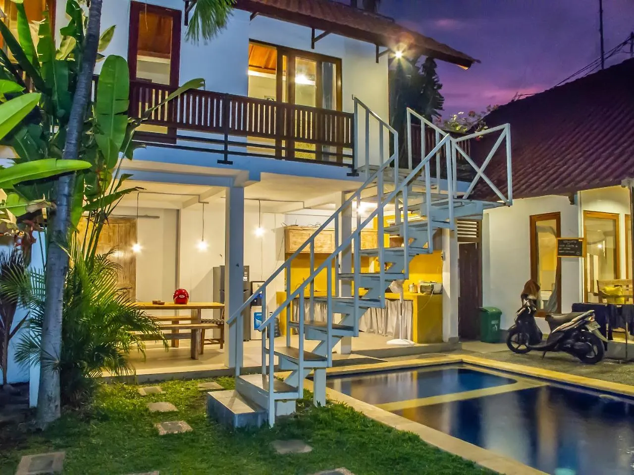 Durna Villa Seminyak  Bed & Breakfast